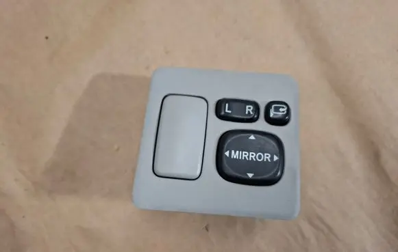 Lexus RX 300 Wing mirror switch 5542248050