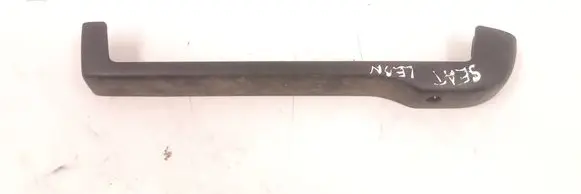 Seat Leon (1M) Front driver seat rail trim 1J0881347D