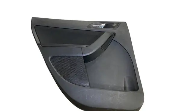 Skoda Yeti (5L) Rear door card panel trim 5L0867209R 5L0867211 1Z0035411P