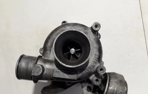 Mazda 6 Turbo VJ370606 21050M