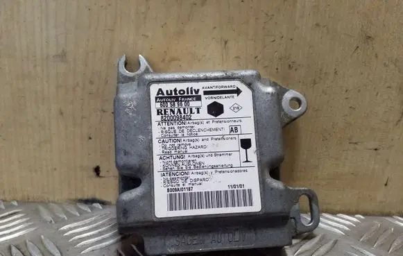 Renault Kangoo I Airbag control unit/module 8200098402 600589600