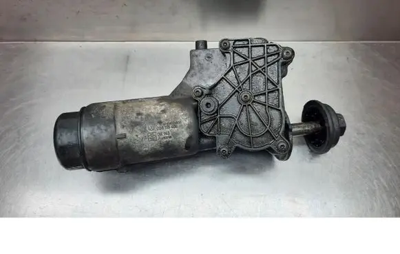 Volkswagen PASSAT B5 Oil filter cover 038115466