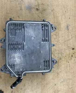 BMW 5 F10 F11 Engine control unit/module 8617520