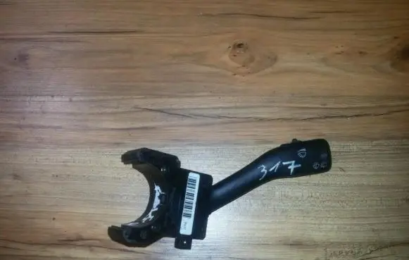 Volkswagen Golf IV Wiper control stalk 4b0953503f czko301202012
