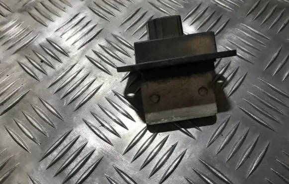 Mazda MX-6 Heater blower motor/fan resistor hb151ga5r 3f21