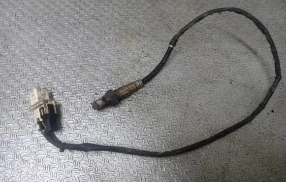 Volvo XC90 Lambda probe sensor 8670279 0258007135