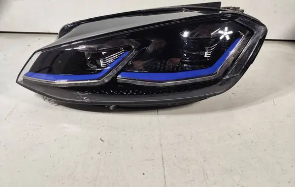 Volkswagen Golf VII Headlight/headlamp 5G1941059B 1ZX01306661