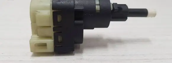 Audi A4 S4 B6 8E 8H Brake pedal sensor switch 1K2945511