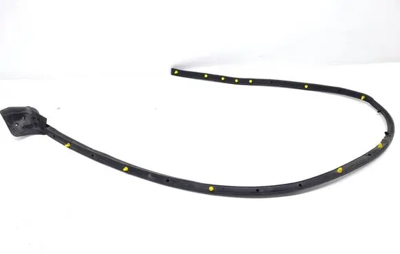 Opel Corsa F Front door rubber seal 3559659