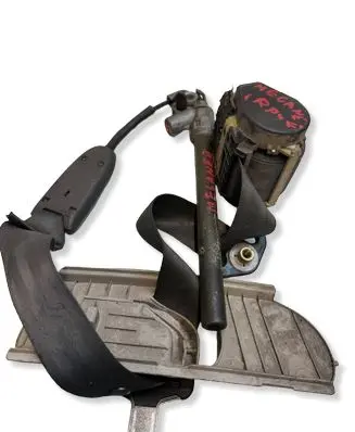Renault Megane II Front seatbelt 653456346