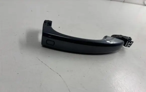 Audi Q3 8U Front door exterior handle 8T0837205A