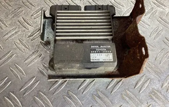 Toyota Land Cruiser (J120) Fuel injection control unit/module 8987120050 1310001261