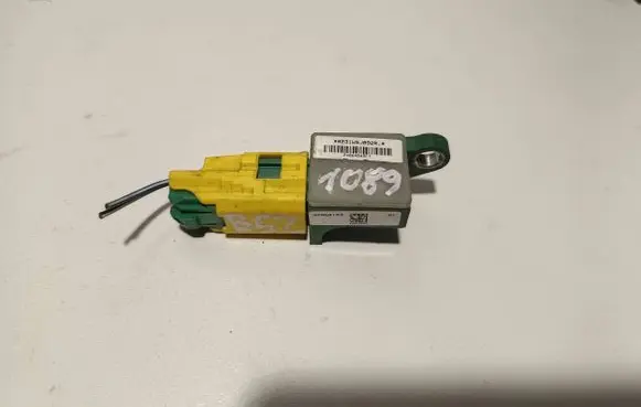 Volkswagen PASSAT B6 Airbag deployment crash/impact sensor 3C0909606