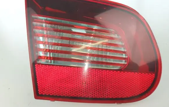 Volkswagen Eos Tailgate rear/tail lights 009247070087