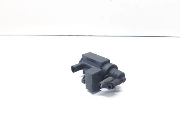BMW X3 E83 Turbo solenoid valve 7805391 11747805391