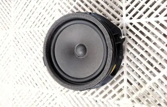 Audi A8 S8 D5 Front door speaker 8V4035411E