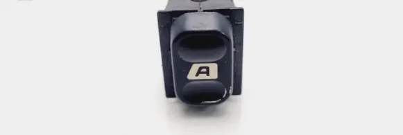 Citroen Berlingo Electric window control switch