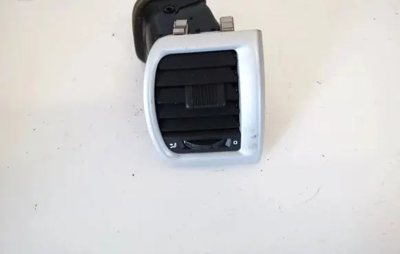 Skoda Roomster (5J) Dash center air vent grill 5j0819702