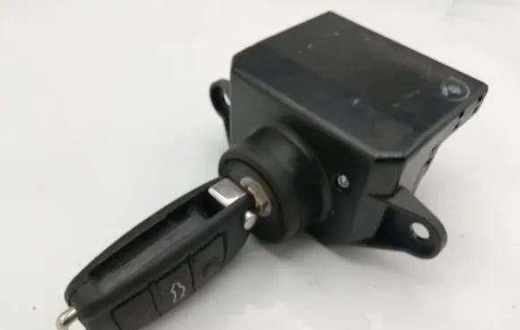 Audi A6 S6 C6 4F Ignition lock NOCODE