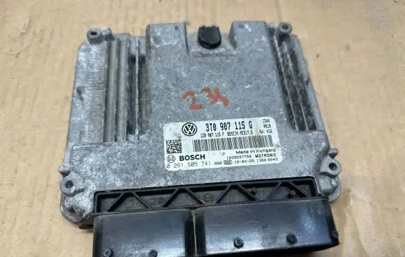 Engine ECU kit and lock set