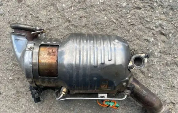 Land Rover Discovery 5 Catalyst/FAP/DPF particulate filter HK83-5H240-SF