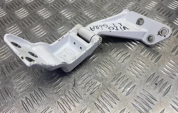 Mercedes-Benz Vito Viano W447 Loading door upper hinge A4477400337