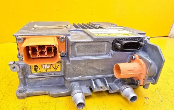 Mercedes-Benz EQC Voltage converter inverter A0009009721 A0009015211 A0009024048