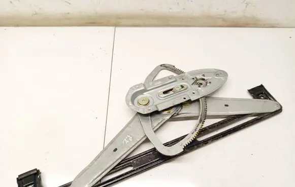 Ford Focus Sliding door window regulator with motor 