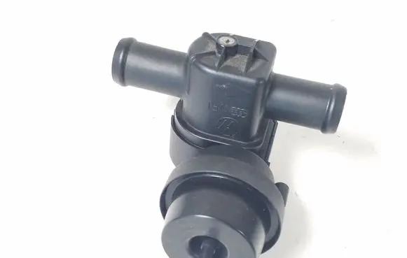 Audi Q5 SQ5 Coolant heater control valve 1J0819809