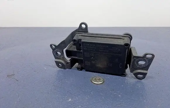 Toyota Camry Distronic sensor radar 88210-33140