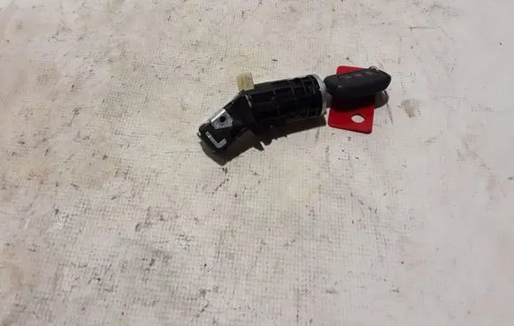 Dacia Sandero III Ignition lock 487008966R
