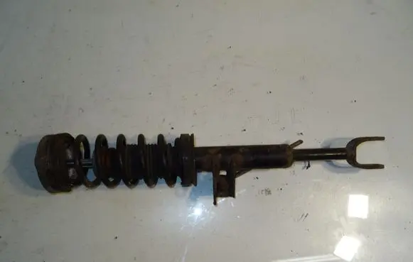 BMW 5 F10 F11 Front shock absorber with coil spring 6797765