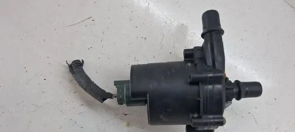 Peugeot 3008 I Electric auxiliary coolant/water pump 9806129480