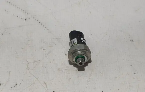 Air conditioning (A/C) pressure sensor