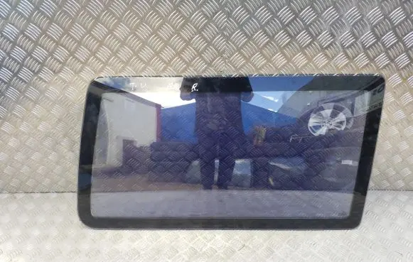 Volkswagen Transporter - Caravelle T4 Rear side window