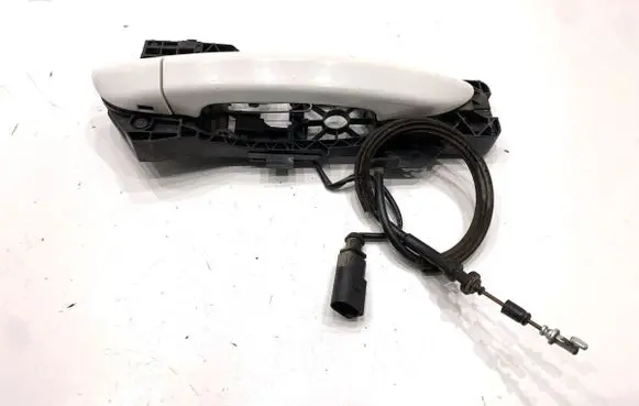 Volkswagen PASSAT CC Front door exterior handle
