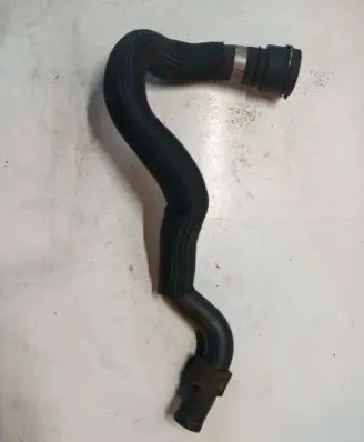 Volvo XC90 Engine coolant pipe/hose 31368331
