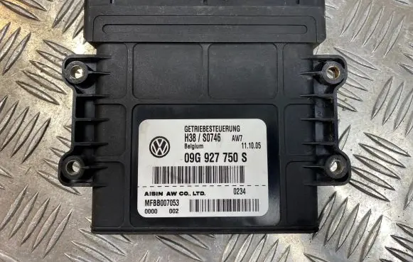 Volkswagen PASSAT B6 Gearbox control unit/module 09G927750S H38S0746 MFBB007053
