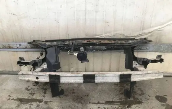 Renault Megane II Front piece kit 