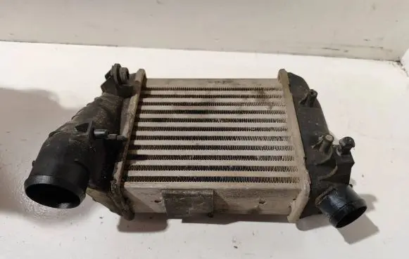 Audi A4 S4 B7 8E 8H Intercooler radiator 8E0145806C