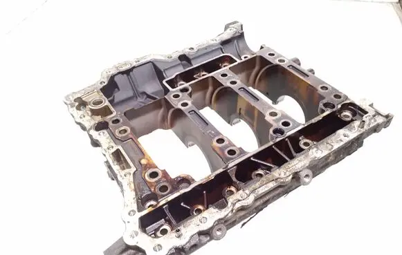 Audi A6 S6 C7 4G Crankshaft Holder 06E103032AP