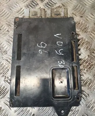 Chrysler Voyager Engine control unit/module P04727276AC