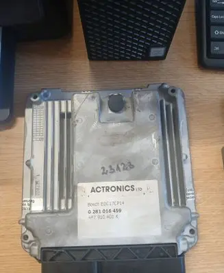 Audi A6 S6 C6 4F Engine control unit/module EDC17CP14 4F7910401K 0281016459