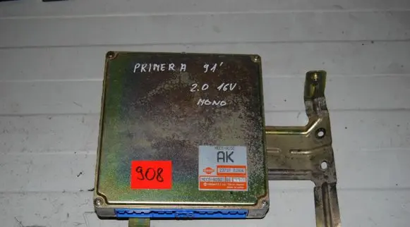 Nissan Primera Engine control unit/module 2371082N06