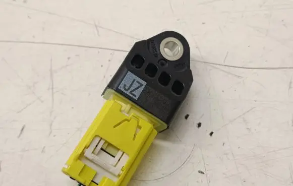 Lexus NX Airbag deployment crash/impact sensor 8983178020