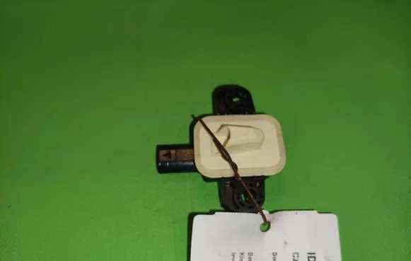 Jeep Grand Cherokee (WK) Airbag deployment crash/impact sensor 56054084AB 7621503 180717738