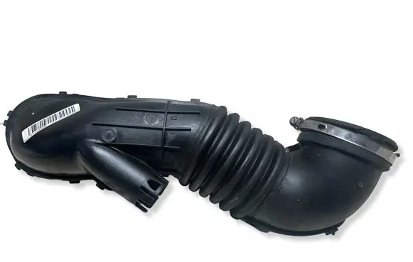 BMW 1 E81 E87 Air intake hose/pipe 7804846 58650910