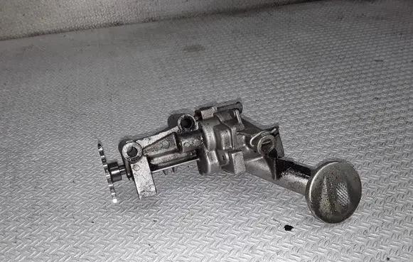 Oil pump