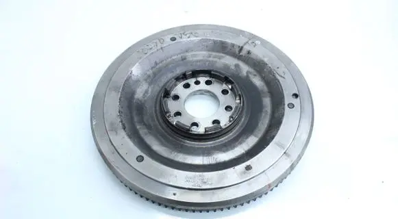 Volvo V50 Flywheel 7M5P4077