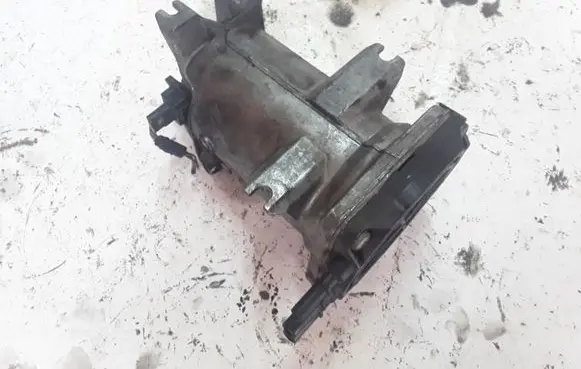 Peugeot 607 Fuel filter housing 5U3Q9155AG